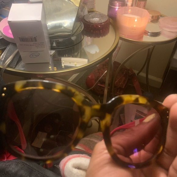 Coach sunglasses pink with leopard print… fun for the spring and summer! ;) - Picture 8 of 8